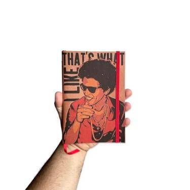 Imagem de Sketchbook Caderno Cantor Bruno Mars com Elástico e Marca Página Aquarela (Branco 80 Páginas, P Chaveiro (07x10cm))