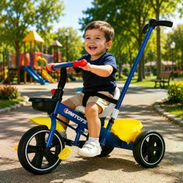 Imagem de Triciclo Infantil com Cadeirinha e Empurrador Azul com Cinto de Segurança e Cesto Traseiro