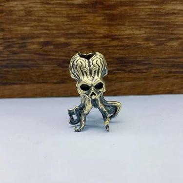Imagem de Berloque marciano de latão cabeça de caveira pés de polvo miçanga faca, pingente de cordão tecido paracord DIY EDC chaveiro acessórios (latão)
