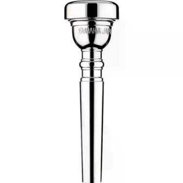 Imagem de Bocal para Trompete BB TR-16C4 com Resposta Ágil e Sonoridade Vibrante da Série Standard Yamaha