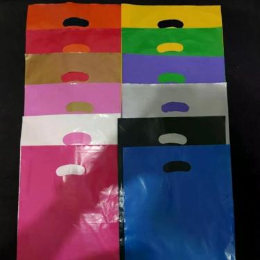 Imagem de Sacola Plástica 16x20 Alça Boca de Palhaço para Embalagens Reforçada e Brilhosa Rosa, Vermelho, Branco, Azul, Dourado