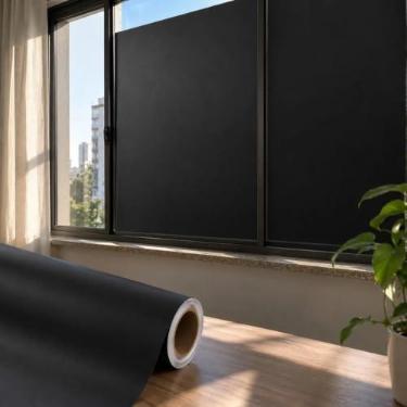 Imagem de Adesivo Preto Blackout Impermeável Lavável Bloqueia Luz Janela Vidro Porta 2m x 70cm