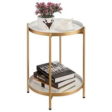 Imagem de HollyHOME Mesa lateral redonda dourada de 2 camadas, suporte pequeno dobrável para ambientes externos com bandeja removível, mesa de metal antiferrugem para varanda, pátio, sala de estar, mesa de