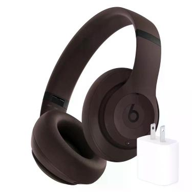 Imagem de Fones de ouvido Bluetooth Beats Studio Pro com ANC e adaptador de 20 W