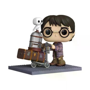 Imagem de Boneco Funko Pop! Deluxe Harry Potter Empurrando Carrinho