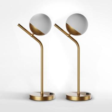 Imagem de Kit com 02 Luminária de Mesa Abajur Inclinado Jabuticaba Com Vidro Globo Fosco 12cm em Alumínio Bivolt (Dourado)