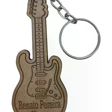 Imagem de Kit Chaveiros Guitarra Nome Idade Música Mdf Branco - Arte Laser, MDF 