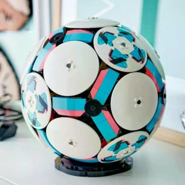 Imagem de Lego Editions Bola de Futebol 43019