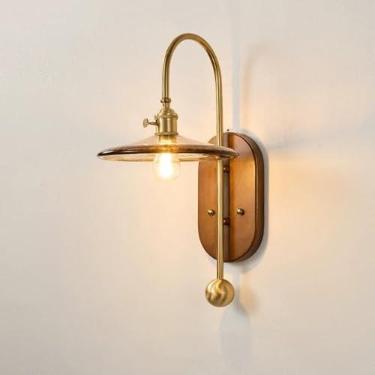Imagem de Luminária de parede retrô de madeira, acabamento moderno em latão antigo, luminária de parede com cúpula de vidro soprado à mão, luminária de parede nórdica de madeira maciça Wabi Sabi para