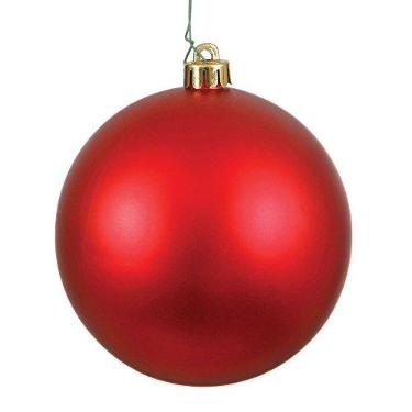 Imagem de Vickerman Bola de enfeite de Natal de 6 cm, acabamento fosco vermelho, plástico inquebrável, resistente a UV, decoração de árvore de Natal, pacote com 24