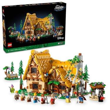 Imagem de LEGO Disney Chalé da Branca de Neve e os Sete Anões 43242 (2.229 Peças)