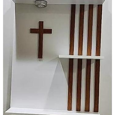 Imagem de Oratório Ripado com Luminária
