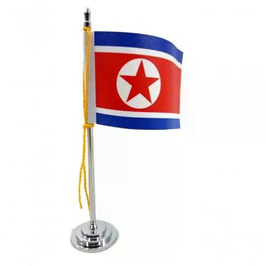 Imagem de Mini Bandeira De Mesa Coréia Do Norte 15 Cm Poliéster