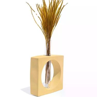 Imagem de Vaso Decorativo Artesanal Solitário Quadrado 16,5cm Cimento Amarelo