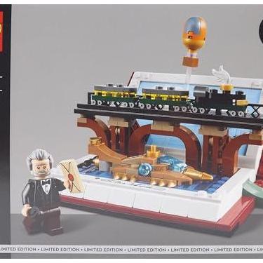 Imagem de Lego Tribute to Jules Verne's Books Set 40690, Creator Imagination Library, Book 1