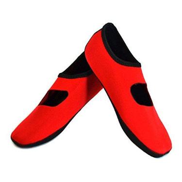 Imagem de NuFoot Sapatos femininos Mary Janes, sapatilhas dobráveis e flexíveis, meias de chinelo, chinelos de viagem e sapatos de exercícios, sapatos de dança, meias de ioga, sapatos de casa, chinelos de interior, vermelho, pequeno