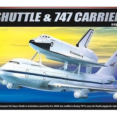 Imagem de Kit de modelo de hobby da Academia – ônibus espacial 1/288 e porta-aviões Boeing 747, modelo de exibição de montagem fácil