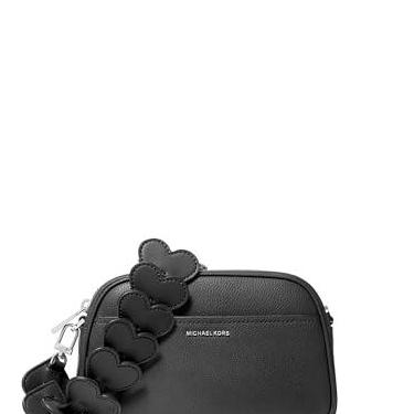 Imagem de Michael Kors Bolsa transversal pequena para câmera Jet Set, ferragens prateadas/couro com alça de coração/preta