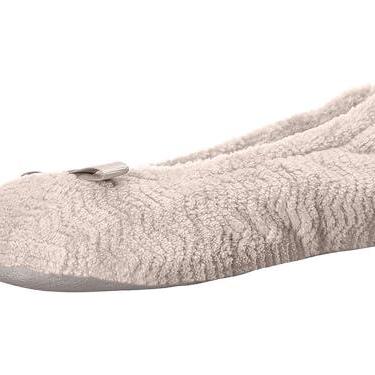 Imagem de isotoner Pantufas femininas Diamond Microterry Gemma com espuma viscoelástica confortável e sola de camurça, Chevron Taupe, 6.5-7.5