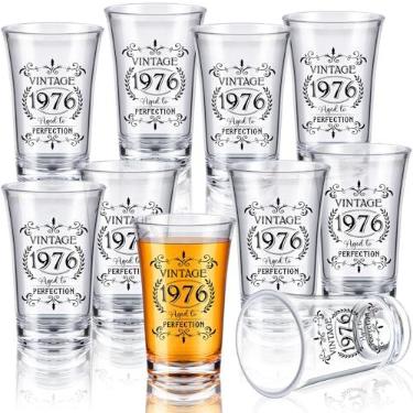 Imagem de Sliner Pacote com 48 copos de shot de aniversário a granel, lembrancinhas de festa de aniversário vintage de plástico de 40/50/60 a anos, presente de decoração (Vintage 1976)