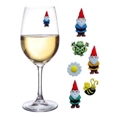 Imagem de Pingentes de taça de vinho gnomo – Marcadores magnéticos para bebida com flor, abelha e sapo – Conjunto de 6 identificadores de vidro sem haste da Simply Charmed