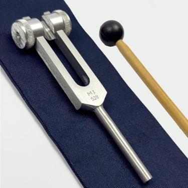 Imagem de Diapasão Solfeggio Ponderado 528 Hz MI com Carry & Stiker, Prata