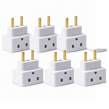 Imagem de Kit com 6 unidades Adaptadores Esponja/Plug T Benjamin de Tomada Triplo Branco 10A/20A 250V Pino Chato Multiplicador de Tomadas Elétrico