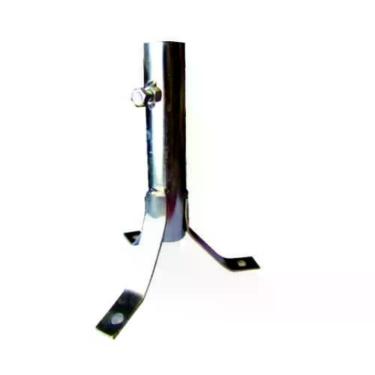 Imagem de Suporte Tripé para Antena Metalúrgica Almeida 1920 para Instalações Externas com Design Robusto e Durável 1,20m