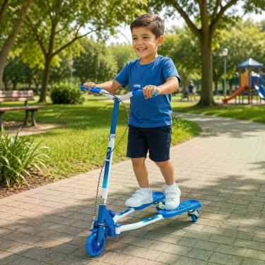 Imagem de Patinete Infantil Dobrável Sistema Abre e Fecha 3 Rodas LED Azul - Out