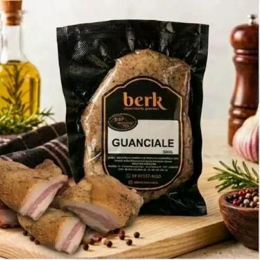 Imagem de Guanciale Artesanal Italiano Defumado Sem Pele 300g - Berk Charcutaria