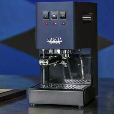 Imagem de Cafeteira Italiana Manual Espresso Gaggia Classic Pro E24 Azul Voltage