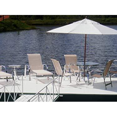 Imagem de Kit completo para piscina, mesa, espreguiçadeiras e ombrelone guarda-sol