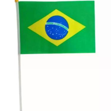 Imagem de Kit com 12 Bandeiras do Brasil 60x90cm para Decoração de Ambientes e Eventos Esportivos Verde