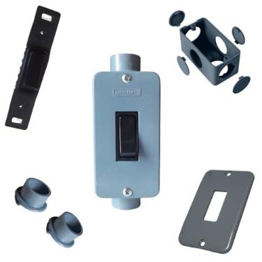 Imagem de KIT Interruptor Simples Preto + Condulete Sobrepor 4/2pol + Placa + Adaptadores 1/2pol (Cinza)