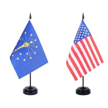 Imagem de JBSJBS Bandeira de mesa dos EUA Indiana 30,5 cm, conjunto de luxo, bandeiras de Indiana dos EUA, mini bandeiras de mesa de escritório do estado americano com base preta para decoração de mesa (pacote