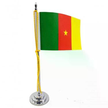 Imagem de Mini Bandeira De Mesa Camarões 15 Cm Poliéster