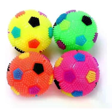 Imagem de Brinquedo Bola Interativa Luz Led Com Apito Cães Gatos Pet - GGN Utili