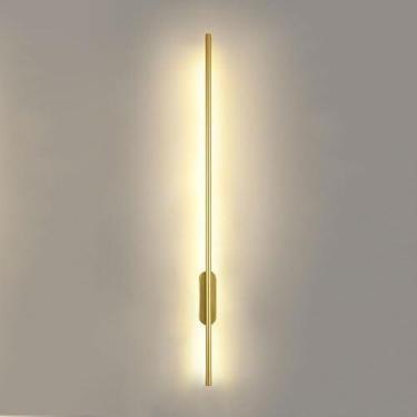 Imagem de Luminária de parede linear LED moderna com abajur de acrílico, luminária de parede interna dourada de metal com acabamento em latão escovado, arandelas minimalistas com fiação compatível com