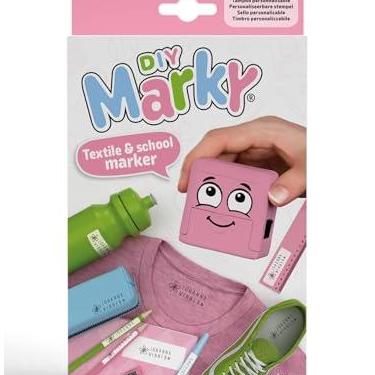 Imagem de DIY MARKY - Carimbo personalizável para crianças | para roupas e itens infantis | Inclui tinta para até 1000 impressões | Adequado para todas as superfícies | Conjunto completo com etiquetas e fita