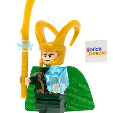 Imagem de LEGO Superheroes: Loki Minifigure with Scepter and Tesseract and Additional Blue Cape - Ages 6+ (1 pcs)