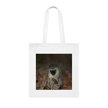 Imagem de Bolsa Young Vervet macaco forrageamento, presente divertido, bolsa de ombro, bolsas reutilizáveis, ideia de presente de cesta de Natal de aniversário, Branco