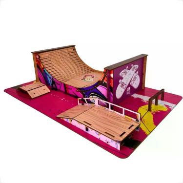 Imagem de Pista de Skate de Dedo em MDF Adesivado Grafite para Manobras com 3 Rampas e Corrimão Rosa OEM