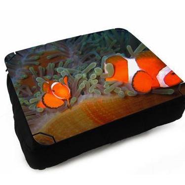 Imagem de Almofada Bandeja para Notebook Laptop Praia Mar Oceano Peixe - Deluzz,