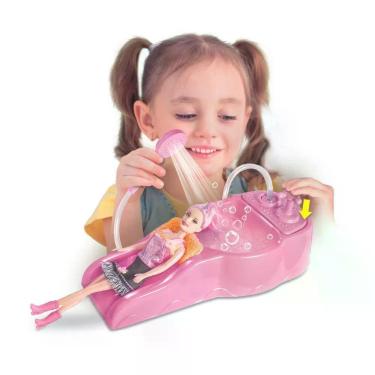 Imagem de Kit Brinquedo Infantil Lavatório com Boneca de Salão Cabelereiro Rosa com Função de Água de Verdade e Acessórios